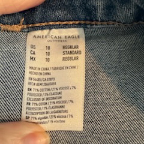 American Eagle- "Super High Rise Flare" Jeans- Size 10 - Picture 5 of 8